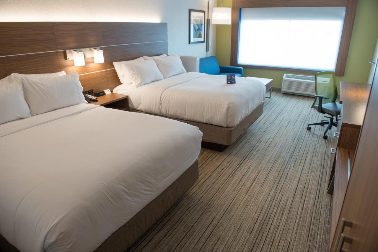 Holiday Inn Express & Suites - Merrillville By Ihg Exterior photo
